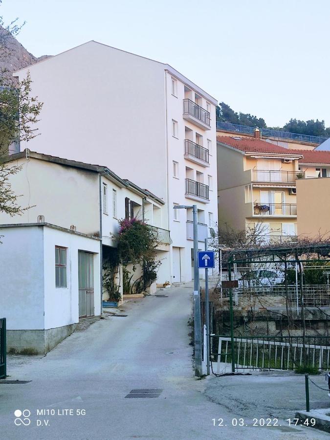 Apartmani Daniela 포드고라 외부 사진