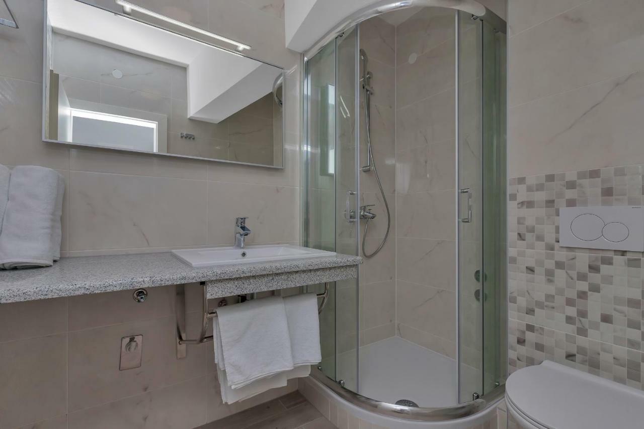 Apartmani Daniela 포드고라 외부 사진