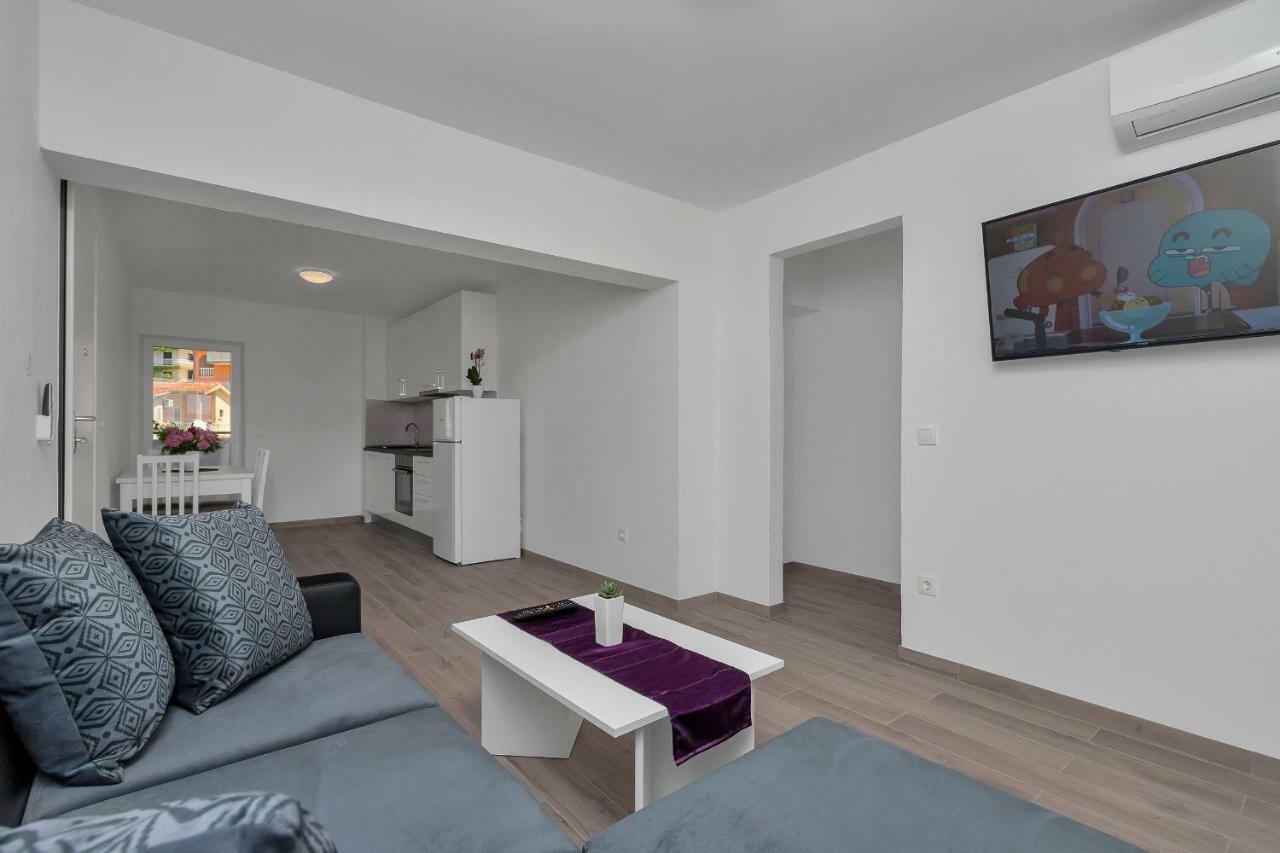Apartmani Daniela 포드고라 외부 사진