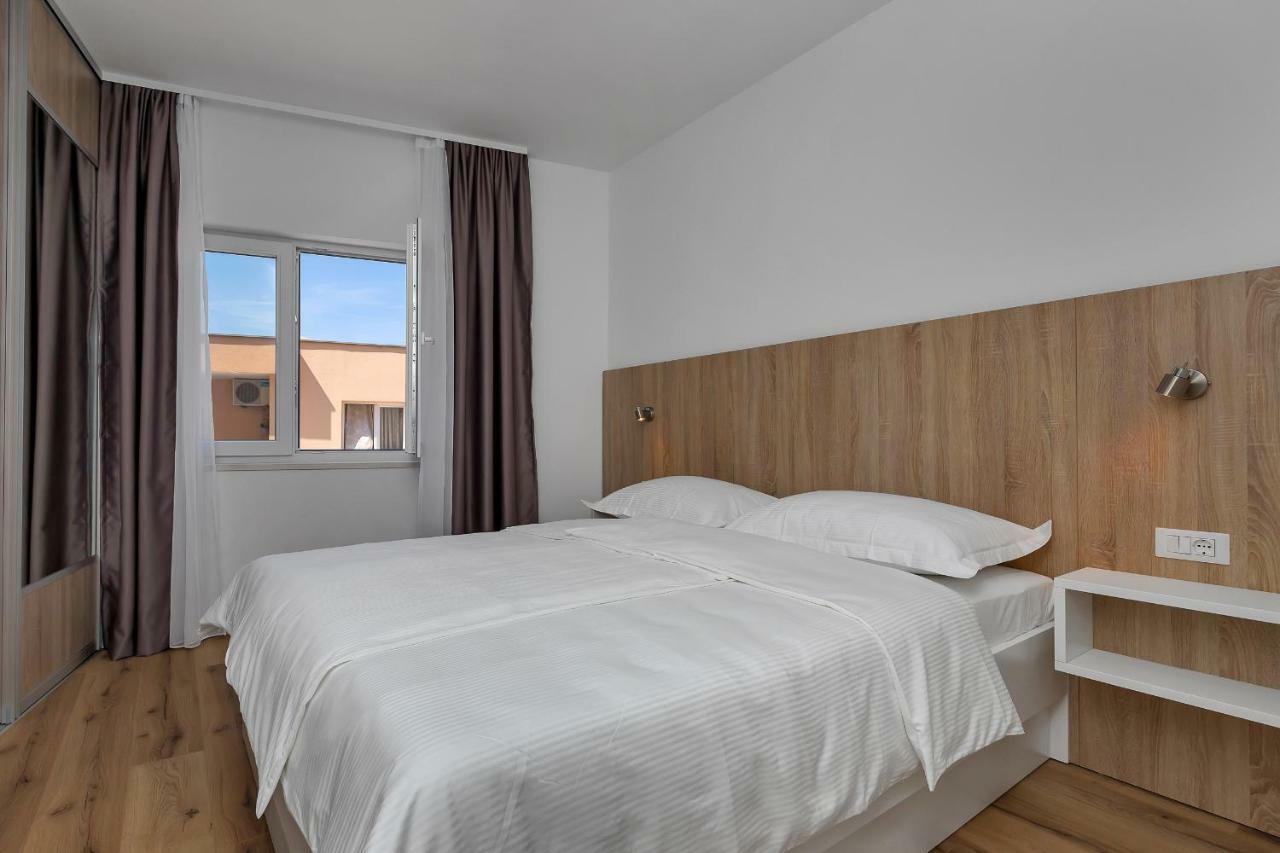 Apartmani Daniela 포드고라 외부 사진